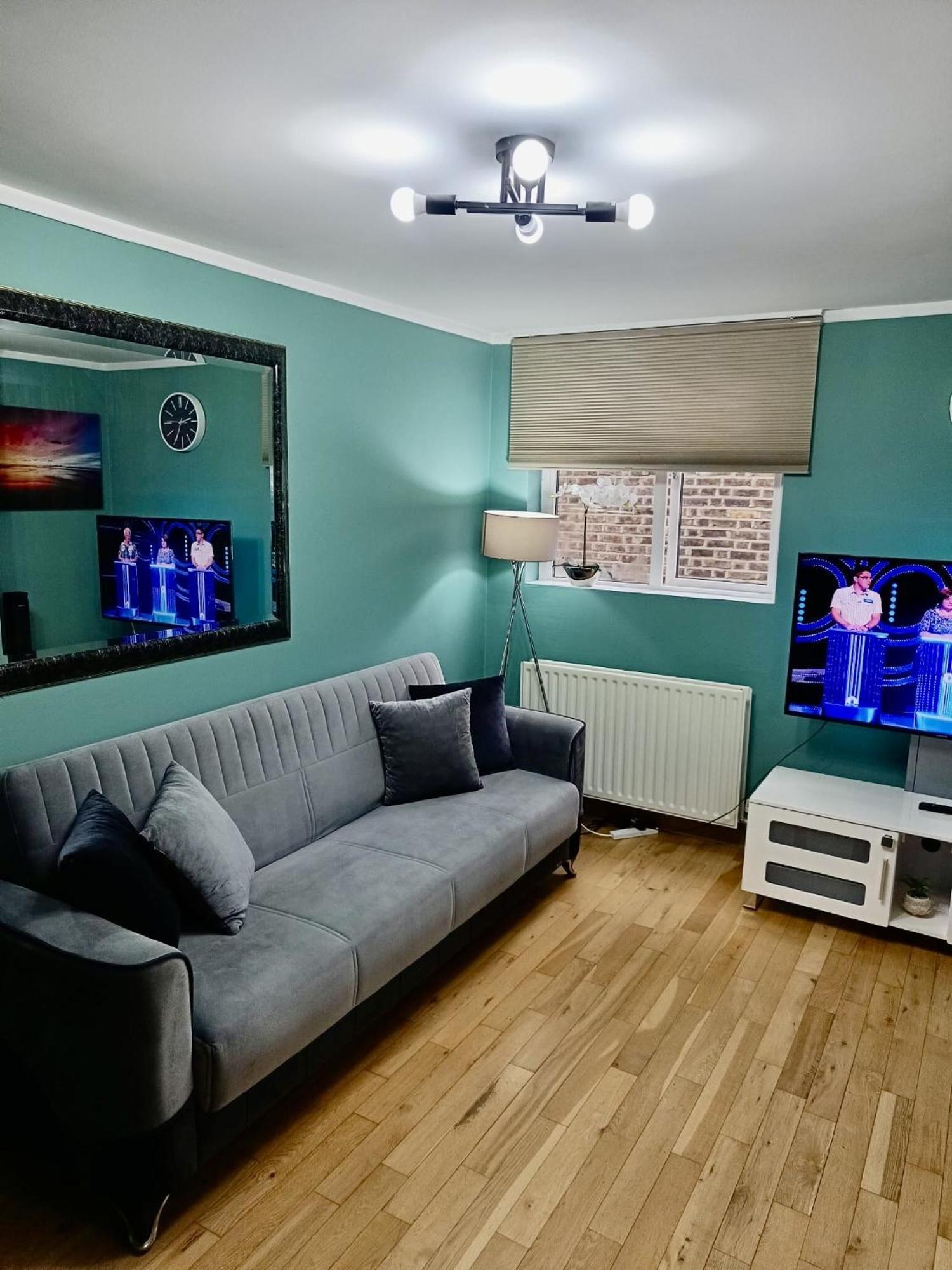 Deluxe - 1 Min Away From Camden Market And Station * London